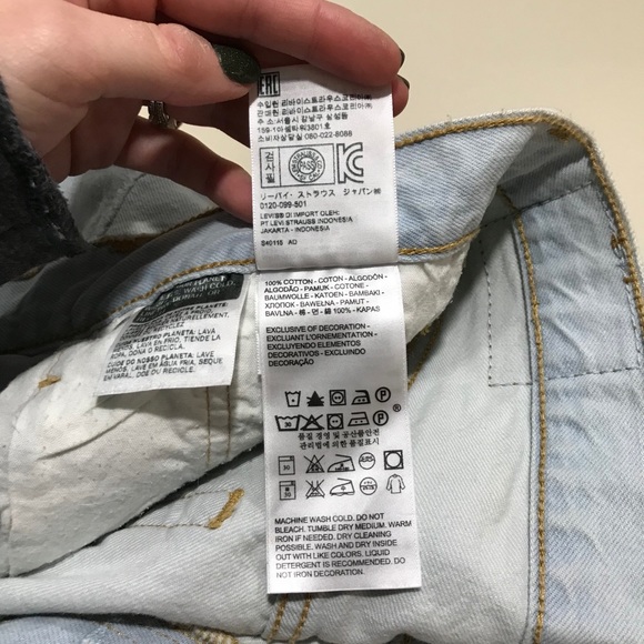 Levi's 501 CT Cuffed Light Wash Jean Shorts - Picture 11 of 15